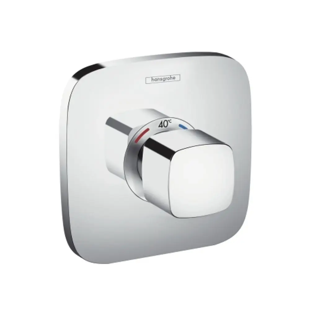 Thermostat mit quadratischem Design und einer Temperaturanzeige. Die Hansgrohe-Marke ist sichtbar. Das Produkt ist zur Unterputzmontage geeignet.